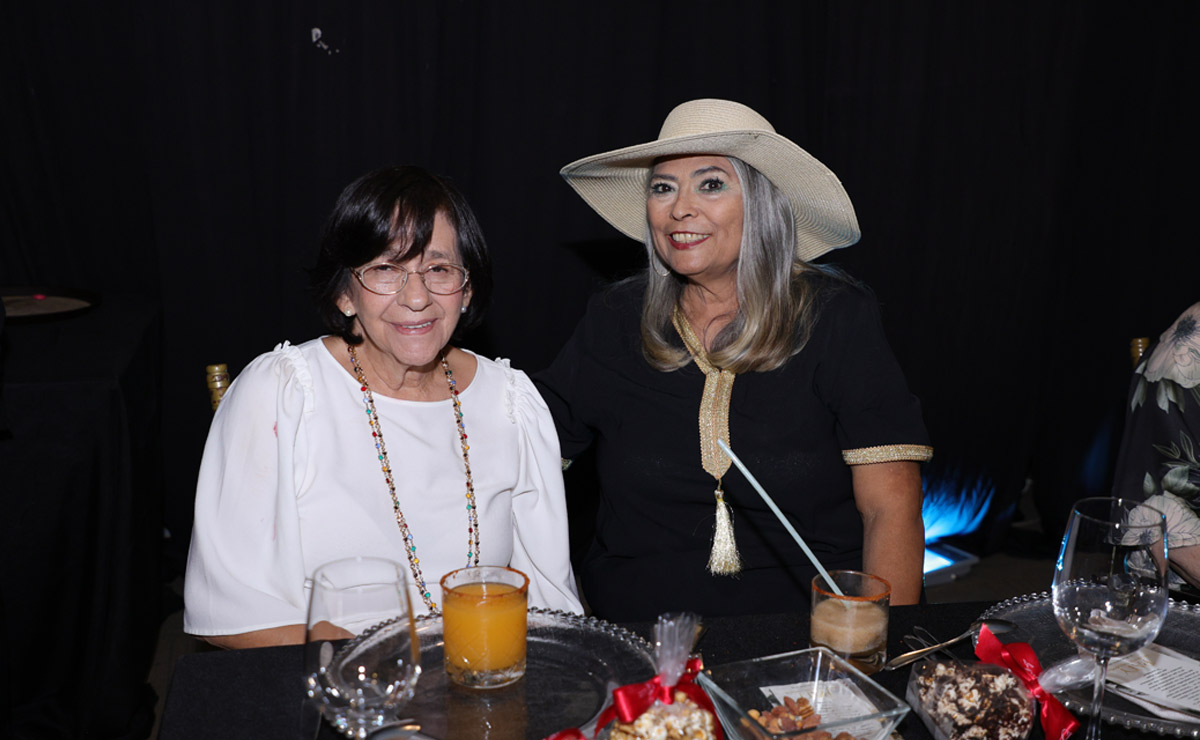Rocío y Laura Elena