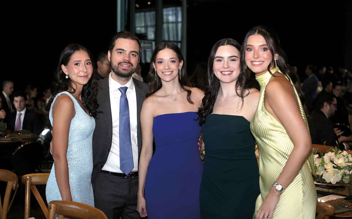 Tabatha Demiquel, Fernando Lobo, Jimena González, Carmen Marino y Sara Rodríguez