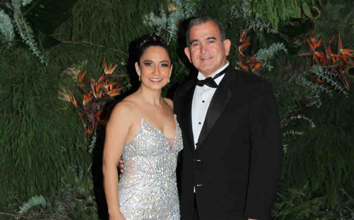 MÓNICA CRUZ Y MARIO PEÑA nos regalaron sus mejores sonrisas en el evento