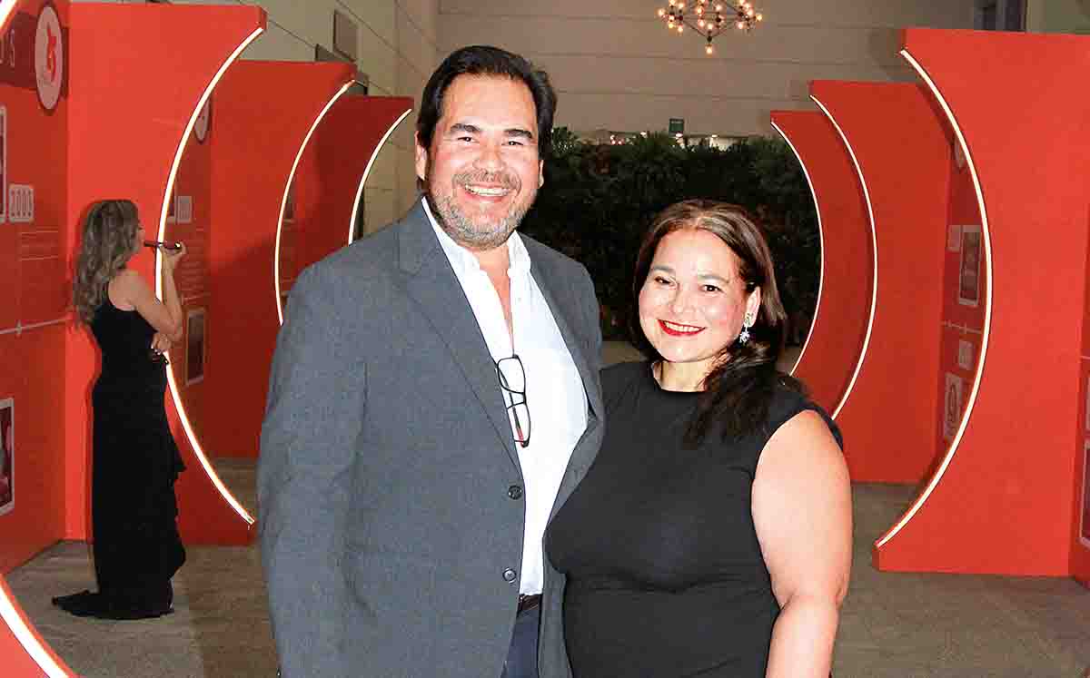 PEDRO RODRÍGUEZ Y LAURA EDGAR nos regalaron sus mejores sonrisas