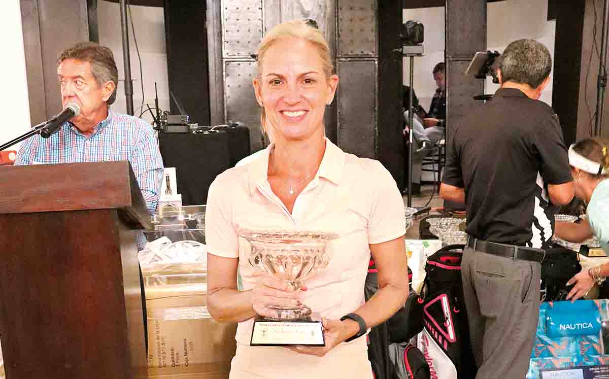 VERÓNICA RONQUILLO nos regaló su mejor sonrisa