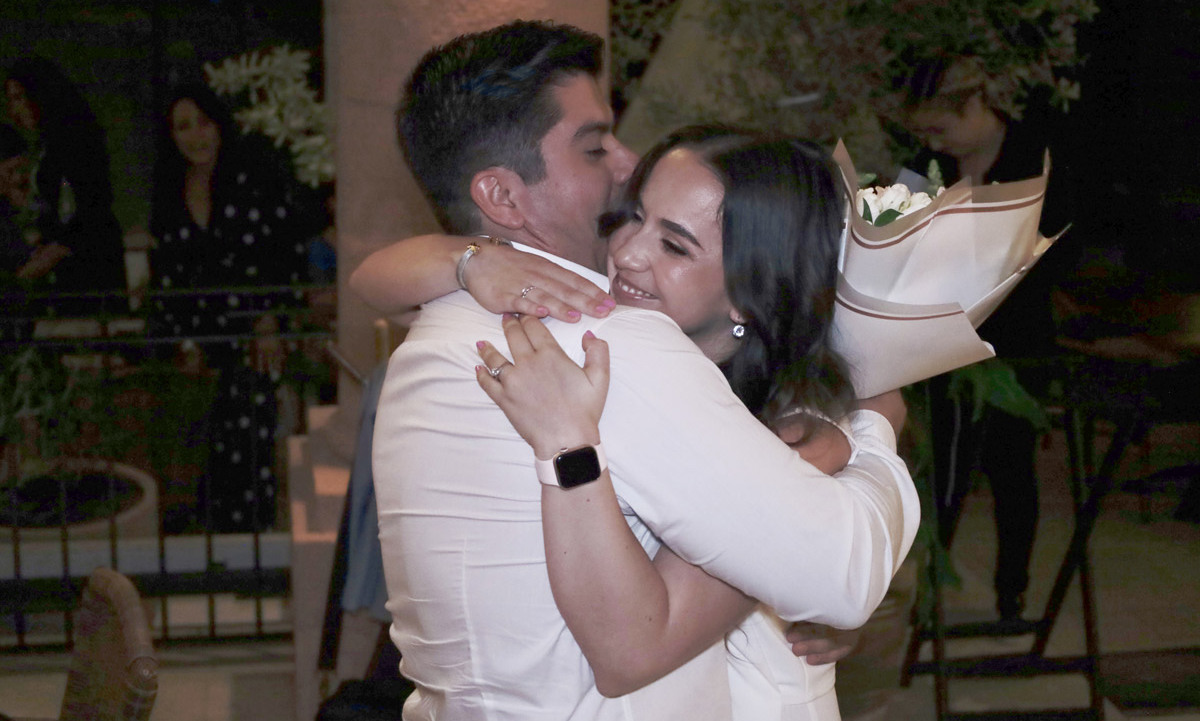 José Aguilar y Mariana Macouzet