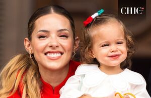 Mariana Rodríguez sorprende con su vestido rojo (Instagram)
