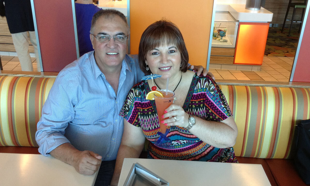 Paty y su esposo Jorge Madrigal