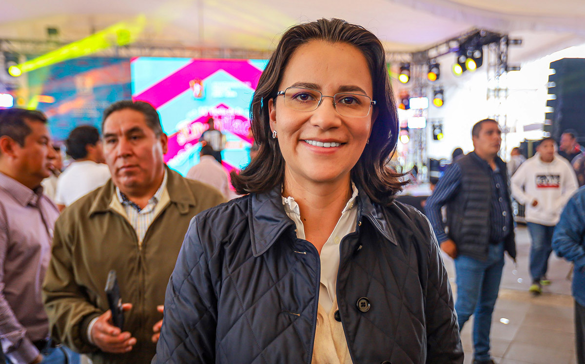 Paola Jiménez (Edgar Segura / Braulio García)