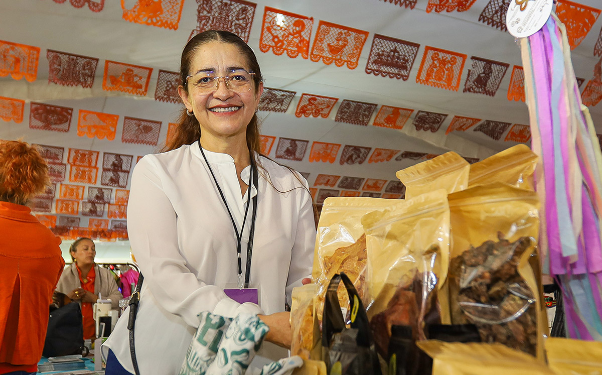 Rosa Lastiri (Edgar Segura / Braulio García)