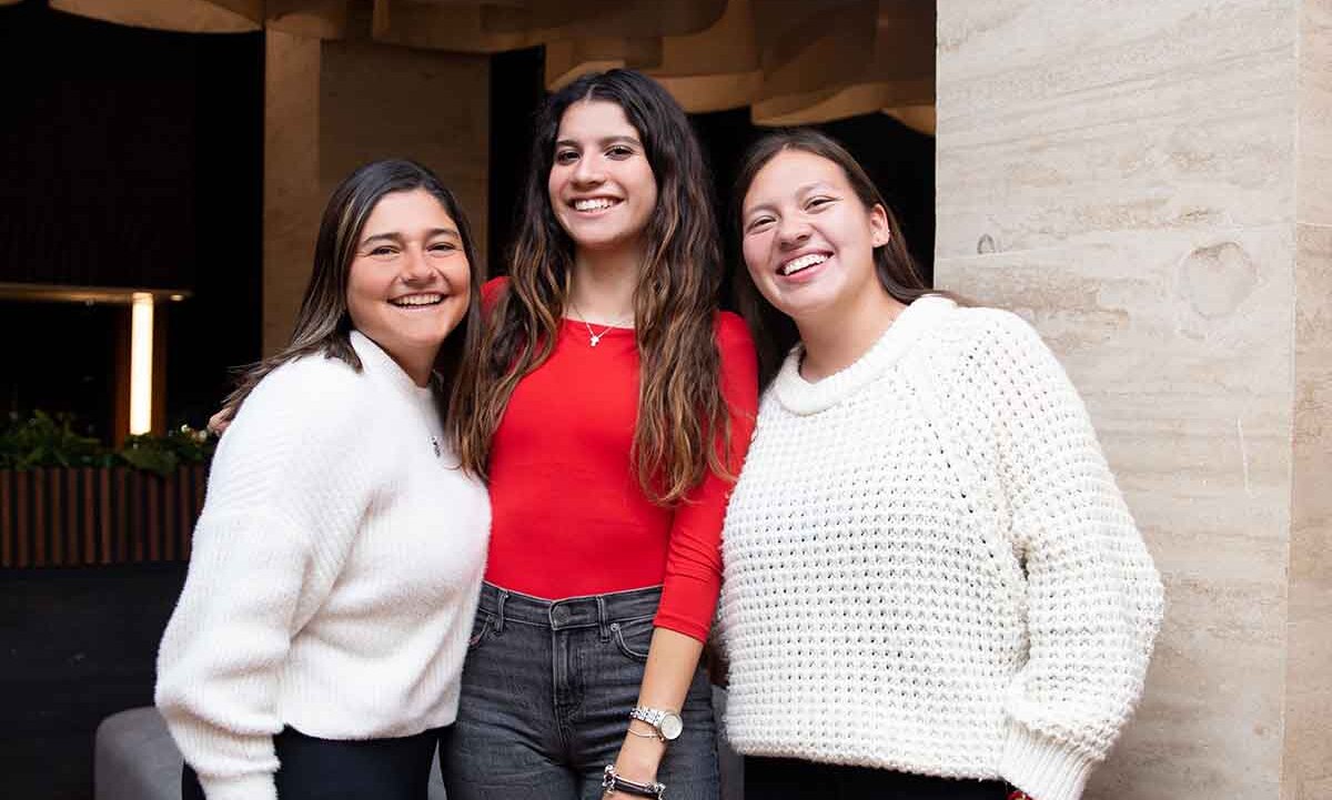 Andrea Paredes, Bogoña Villegas y Fernanda Portillo