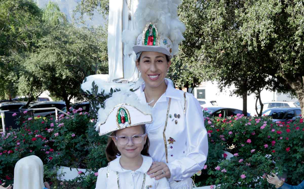 Ana Paula Garza de Saldaña y Ana Paula Saldaña