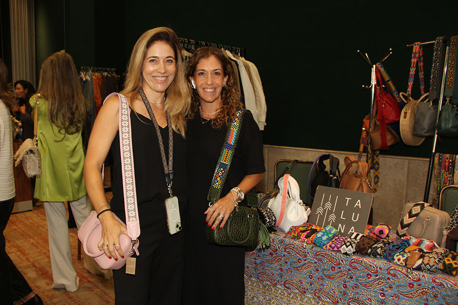 Cristina Tostado y Roxana Aceves.
