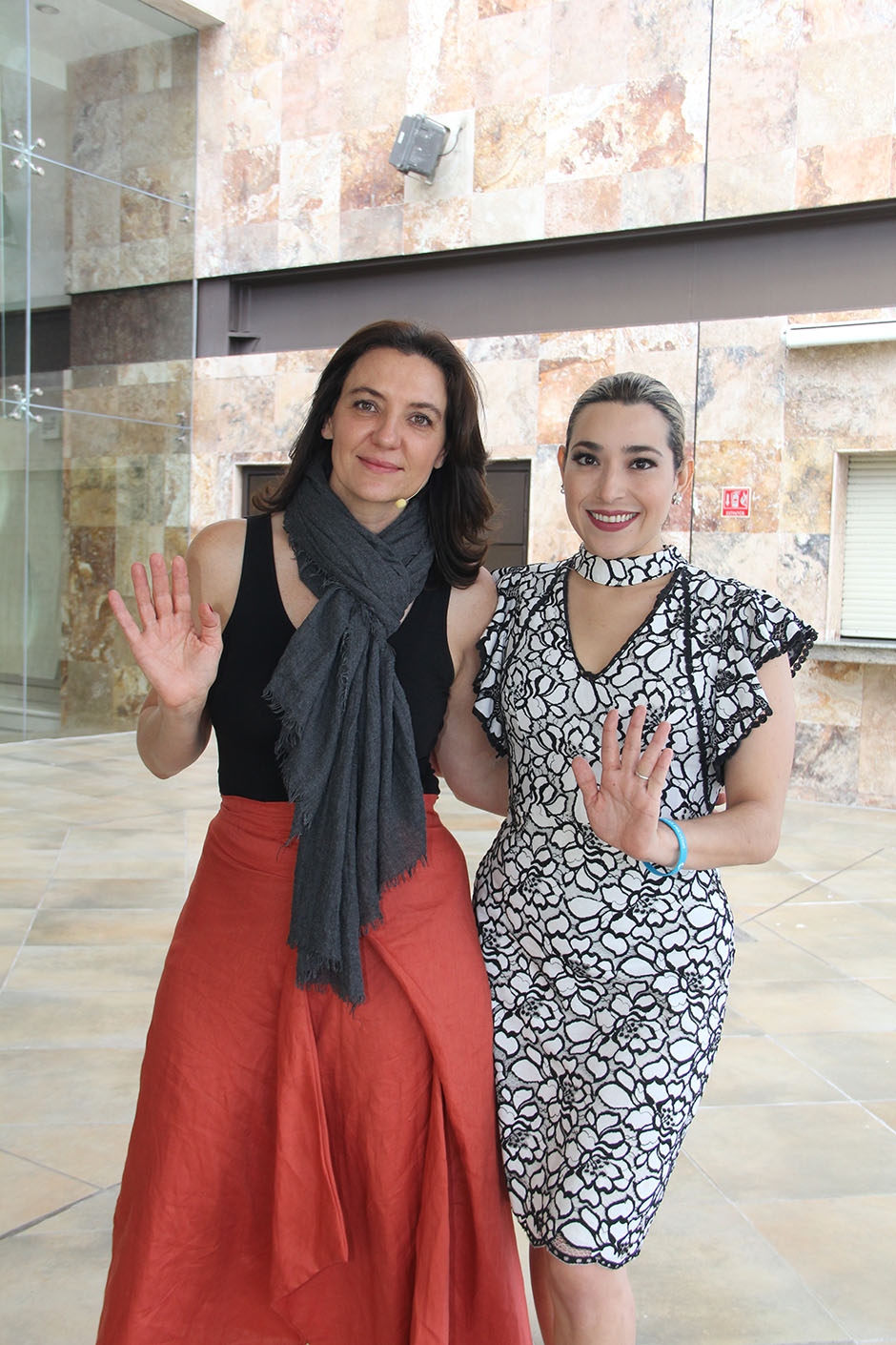 Dafna Viniegra y Elena Torres