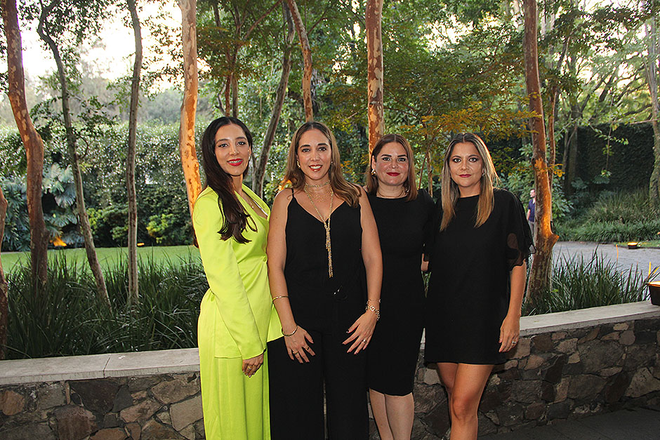 Denisse Soto, Azu Jiménez, Marisol Correa y Leonora Quiroz
