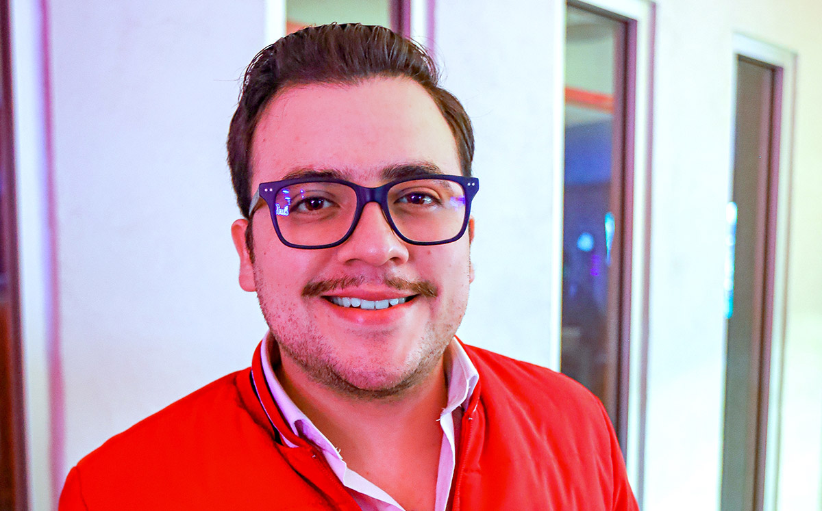 Erick Islas (Edgar Segura / Braulio García)