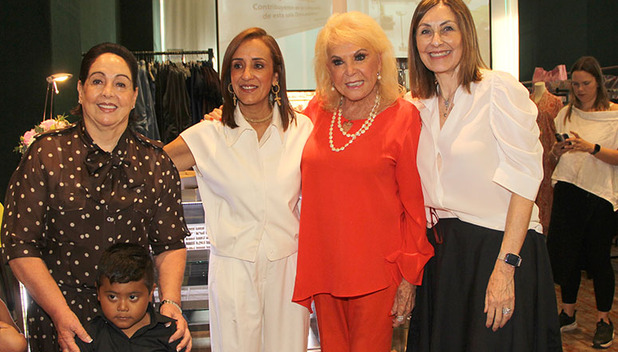 01 Rocío Rodríguez de Cordero, Maye Villa de Lemus, Guera Salas y Mercedes Esperalba