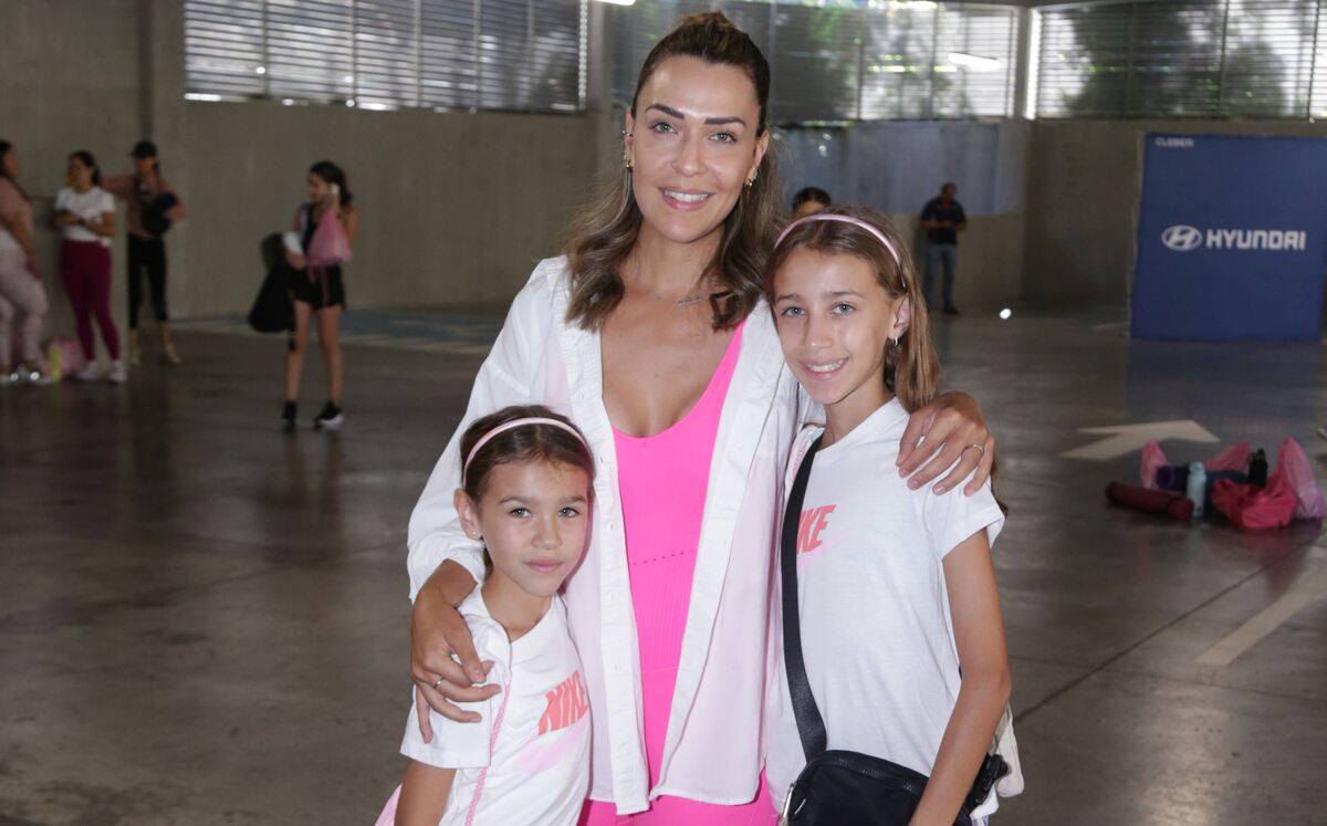 Samantha Montemayor, Cristina Gutiérrez y Michelle Montemayor