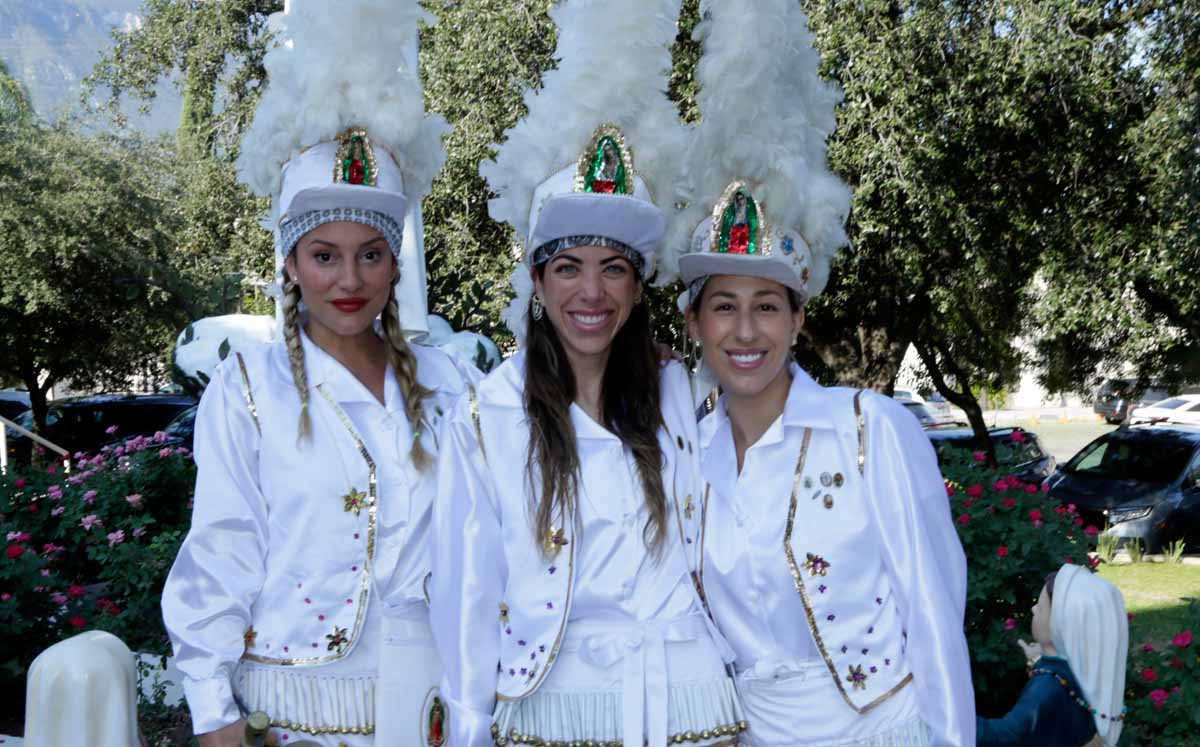 Vivi Villarreal de Pérez-Salinas, Érika Arcaute y Ana Paula Garza de Saldaña