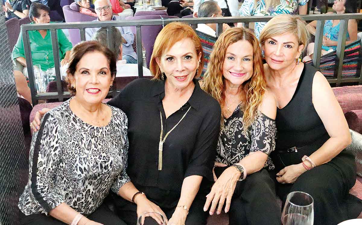 PATY OTERO, CARMINA ELIZONDO, TERE AVILA Y PATY PADILLA degustaron del menú a la carta y de refrescantes drinks