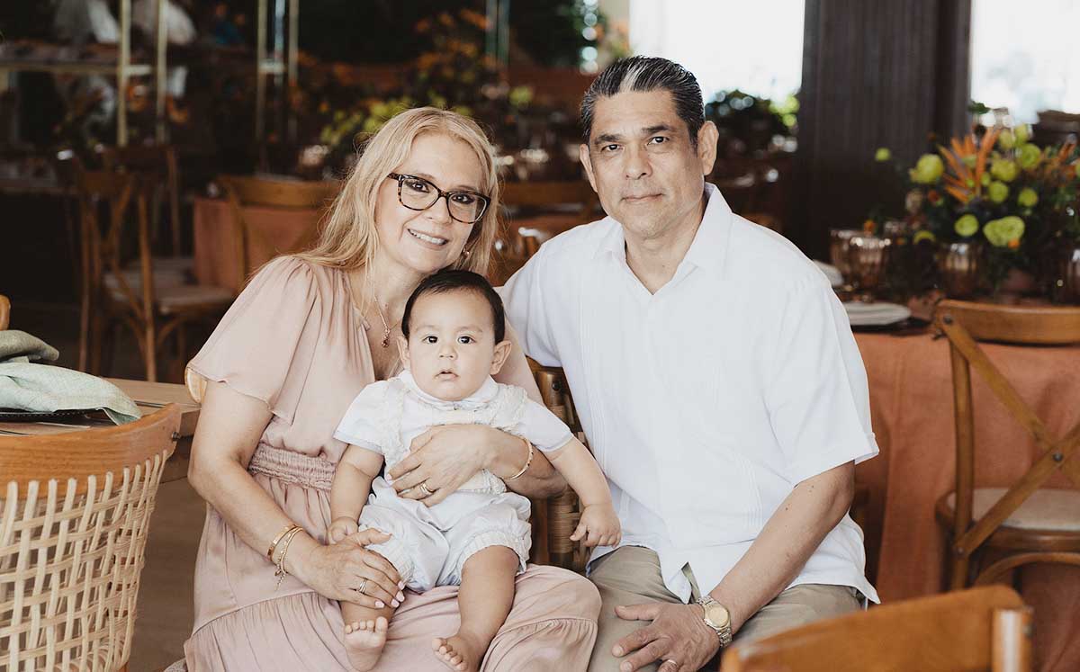 ANABEL GONZÁLEZ, EDUARDO BRISEÑO, RICARDO MATA disfrutaron de la gran decoración a cargo de Leonarda