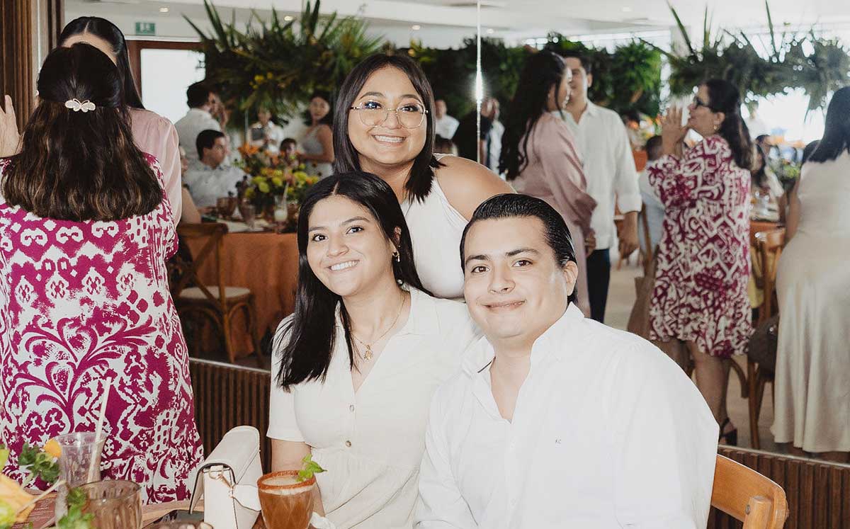Asistencia llegaron puntuales al festejo