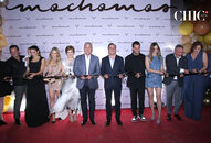 Alberto,Elena, Andy, Selina, Román,Manolo, Víctor, Bárbara, Jesús y Valeria