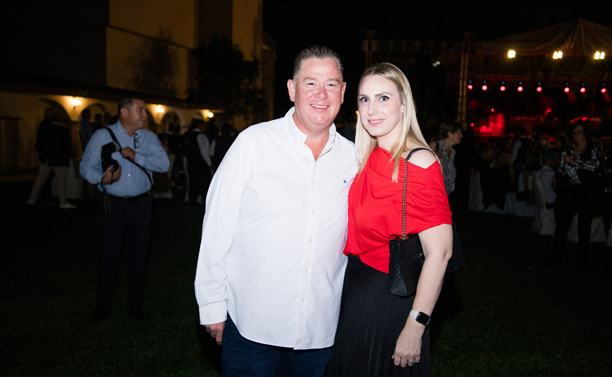 Elena y Francisco