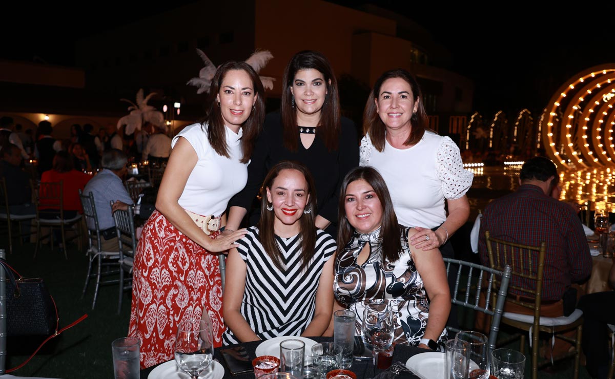 Esteysi, Erika, Anna, Silvia y Gisela