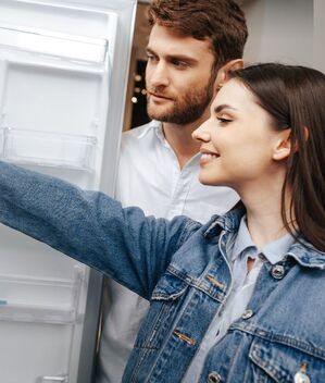 Liverpool ha puesto en descuento este refrigerador Samsung (Liverpool/Freepik)