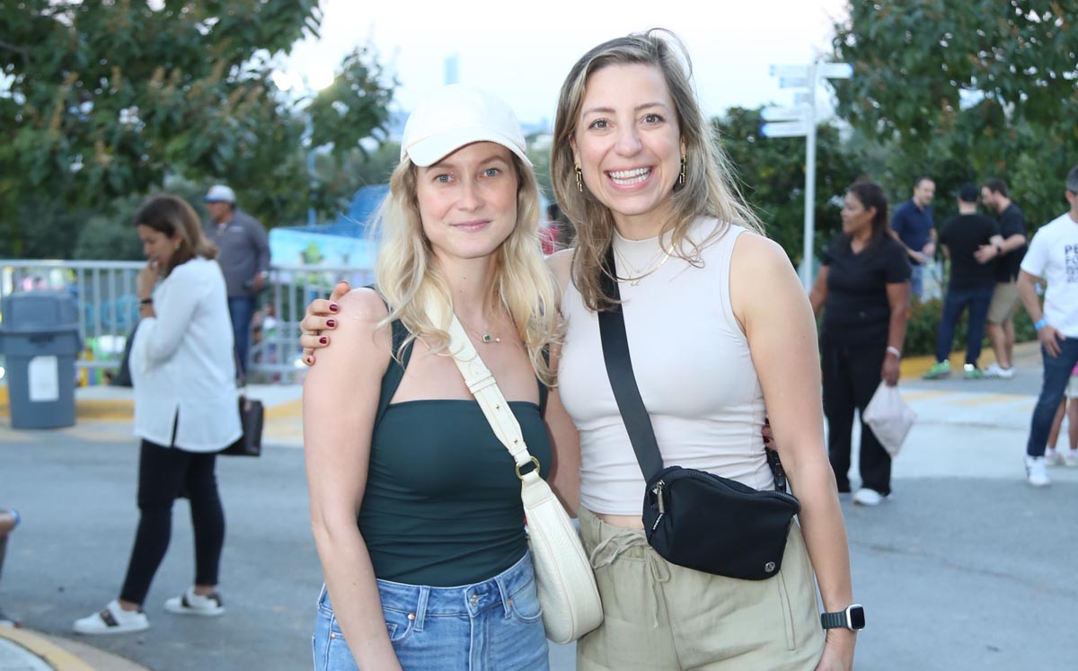 Lore Santos y Bárbara Garza