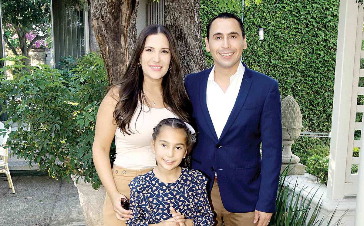Lorena Canales, Raquel Susarrey y Luis Susarrey