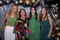 Nelly, Paty, Arlette y María
