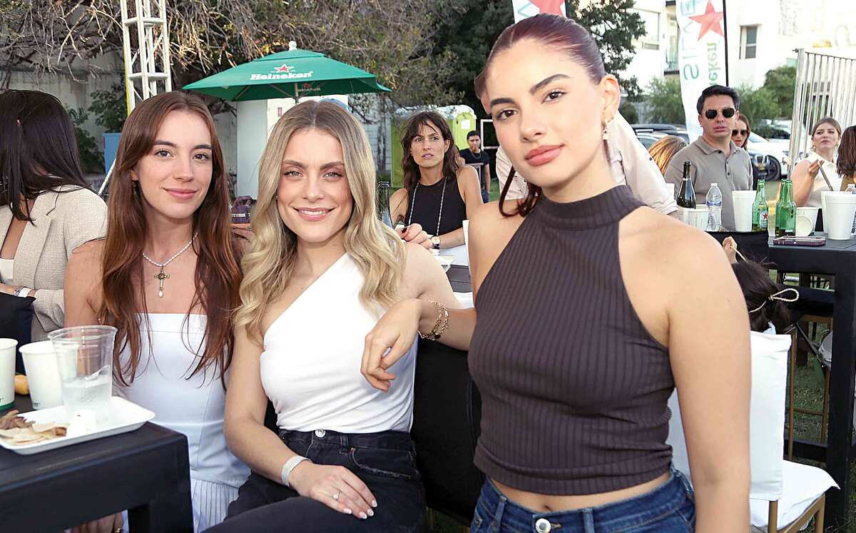 Sofía Leal, Alejandra Peral y Gretel Almaguer