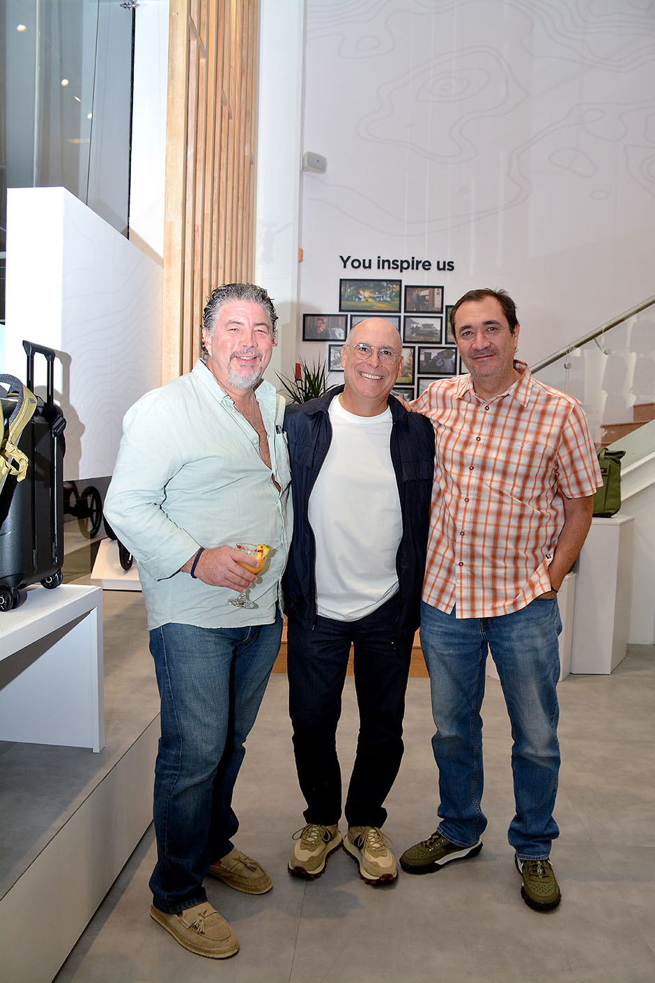 Mauricio Penagos, Mikel Elorriaga y Carlos Martínez