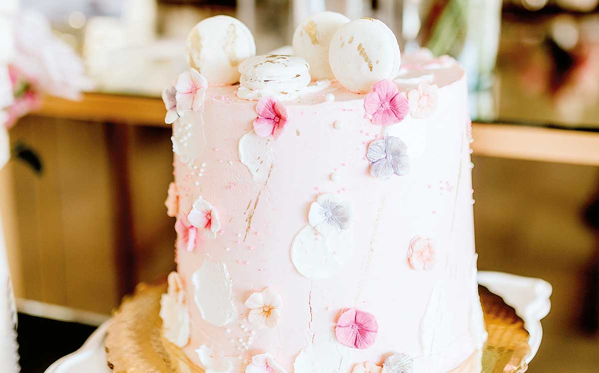 Deliciosos detalles del pastel