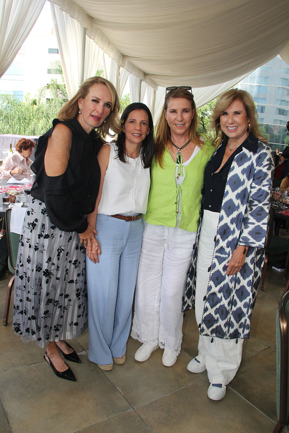 06 Martha Watanabe, Margarita Padilla Cordero, Guera de la Madrid y Anabela Hernàndez.