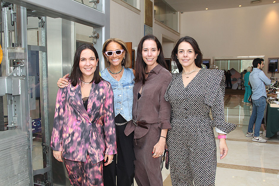 07 Rocío Cordero, Cecy Elías, Elda del Moral y Regina Cordero.
