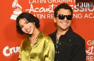 Nodal y Ángela en su debut como esposos en los Latin Grammy (Getty Images)