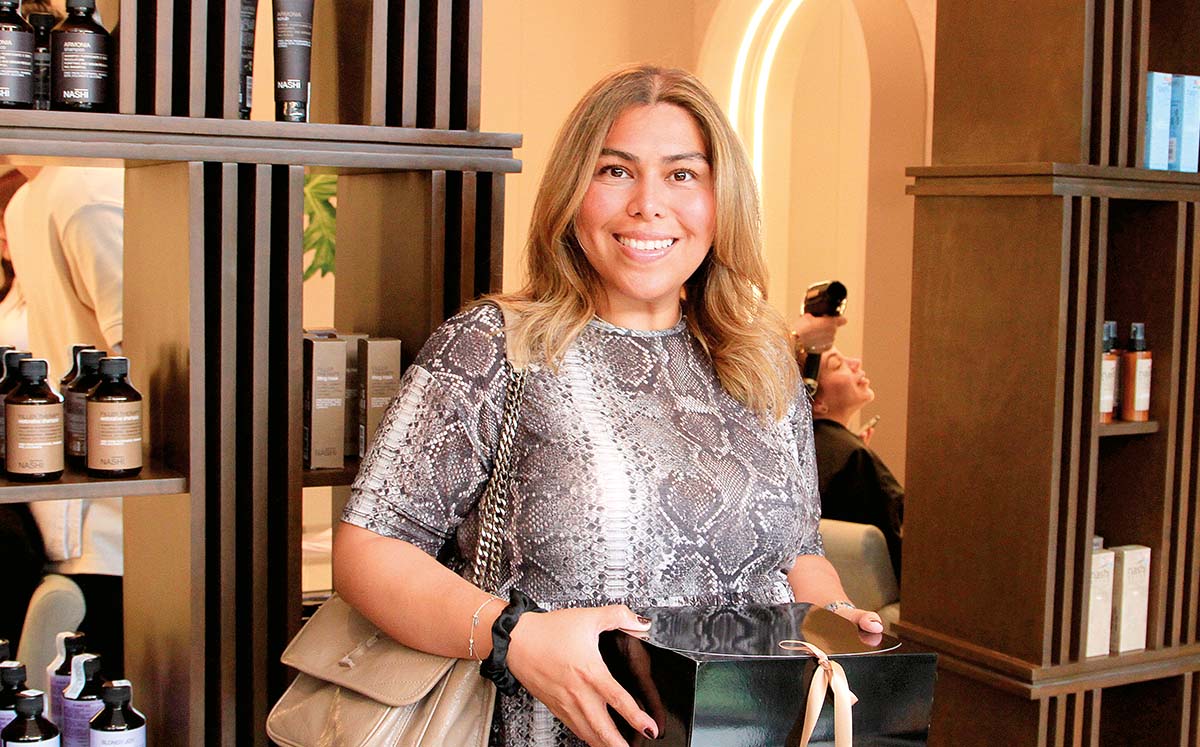 MARIANA LLANES nos regaló su mejor sonrisa en la inauguración