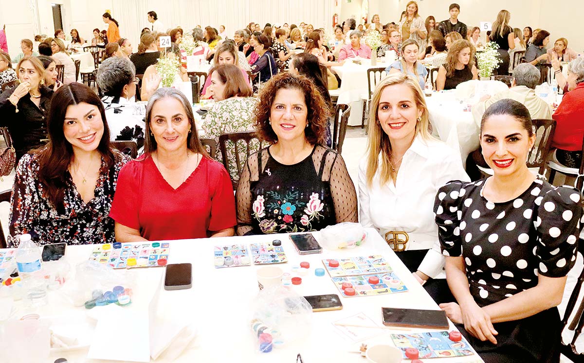 SALLY SANMIGUEL, NANY MOSES, MARIANA ALTAMIRANO, ELSA MARIE EICHELMANN Y MACZIL XITLALI CASADOS emocionadas en la lotería de la UFCM