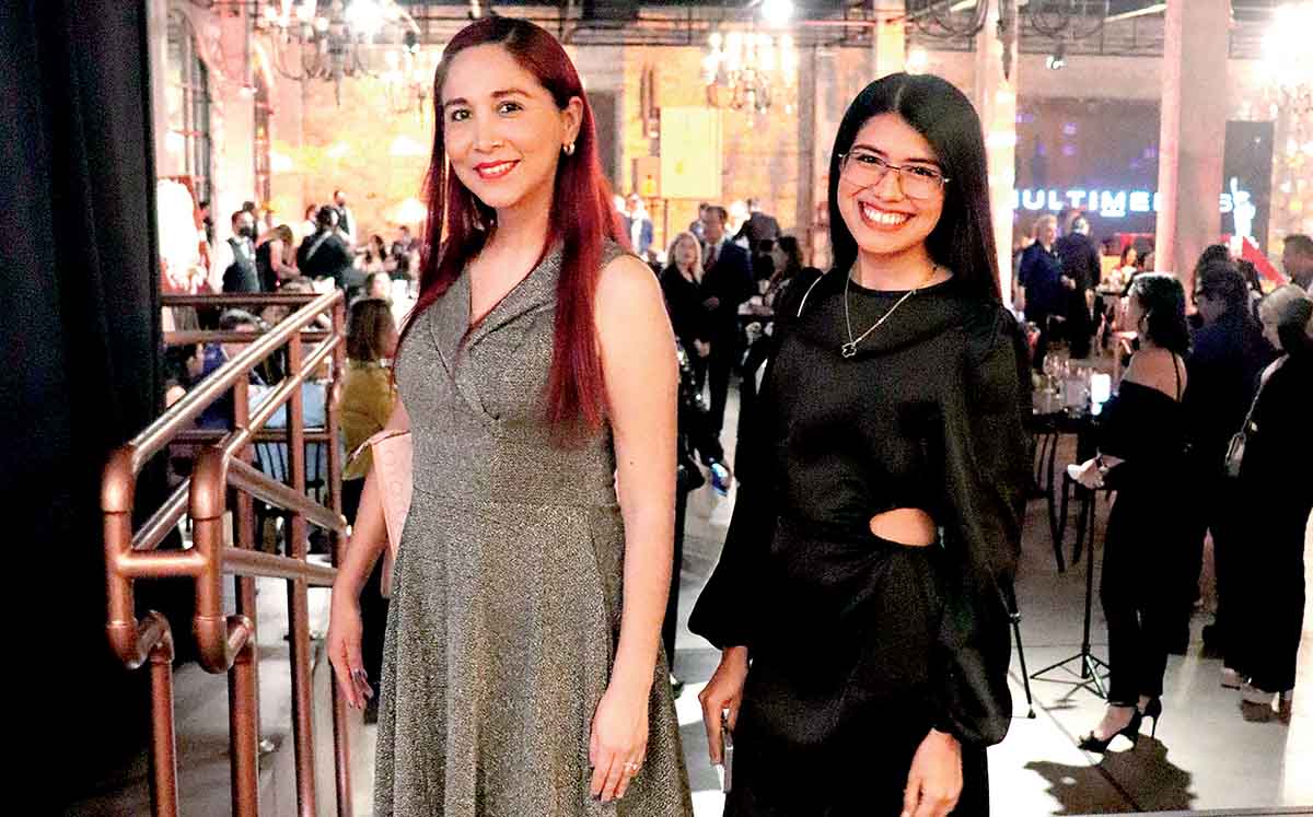 DULCE GALVÁN Y SELENE ABIGAIL TURULLOLS disfrutaron de un delicioso menú