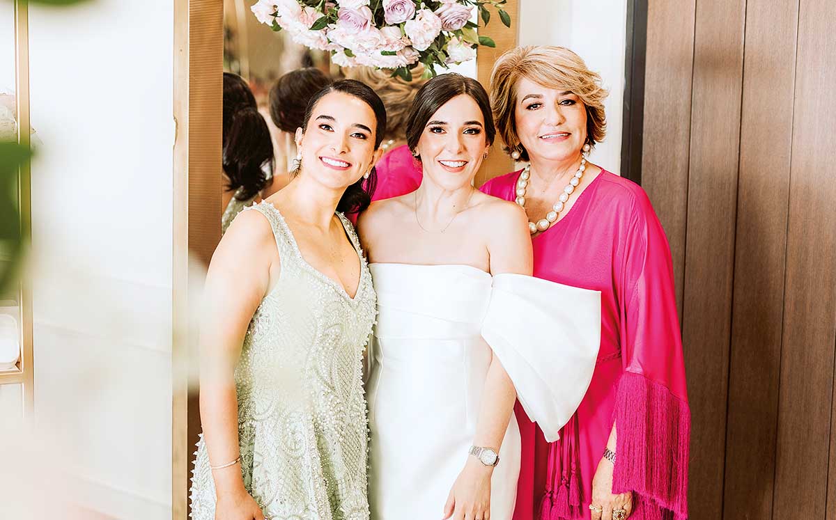 FERNANDA ACUÑA, ALEJANDRA ACUÑA Y MARÍA ALEJANDRA VERANO