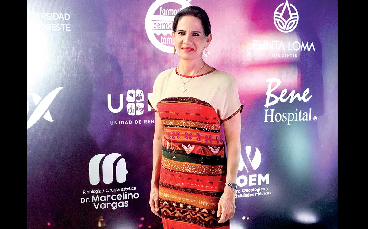LUZ ADRIANA VILLARREAL estuvo presente en los premios a la Salud Total 2024