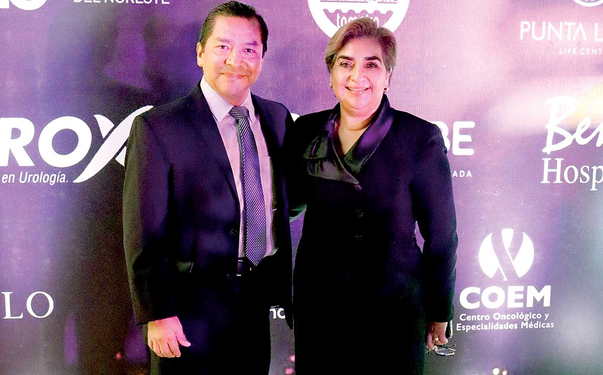 TOMÁS HERNÁNDEZ Y DOTA SEDAS llegaron puntuales al evento