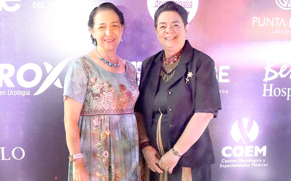 YOLANDA NAVARRETE Y MARIA CRISTINA RUEDA felices en la cuarta edición de los premios a la Salud Total 2024