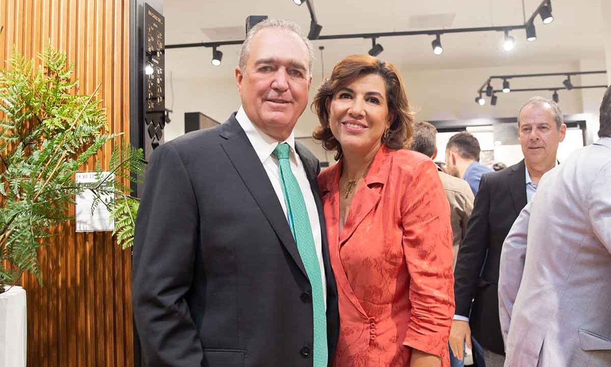 Manuel Alvarado y Esposa