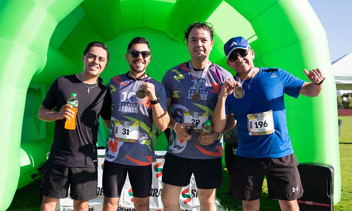 Enrique Rojas, Marco Domínguez, Alfredo Peláez y Cristofer Peláez