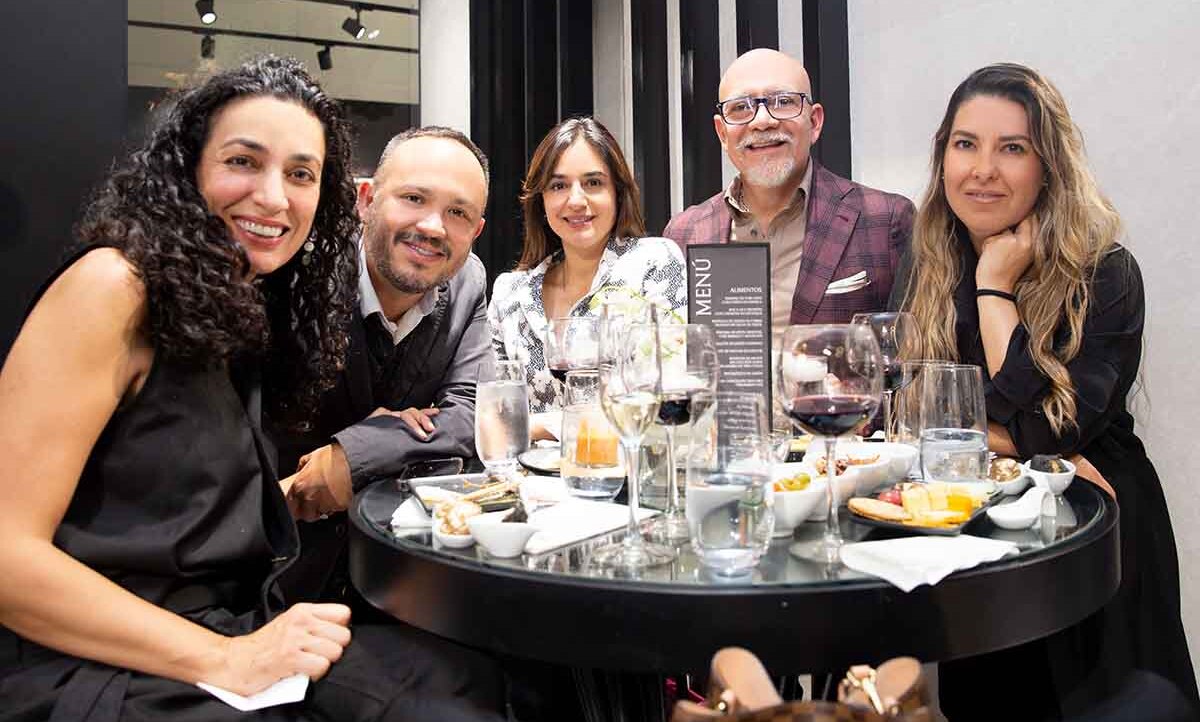 Penélope De la Madrid, Miguel Presno, Chely Ibáñez, Carlos Molina y Ana Cisneros