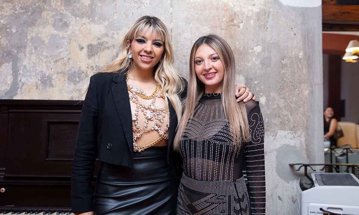 Cara Cabrero y Estefanía Casas