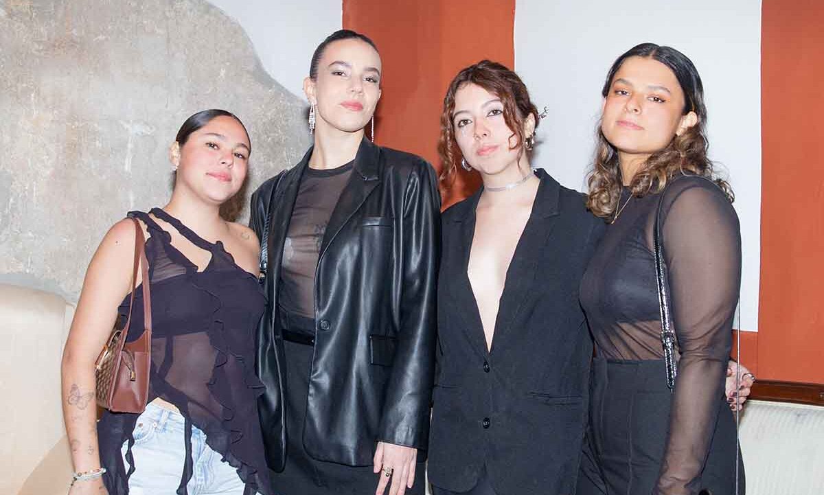 Valeria Valderrano, Ximena Villa, Mariana Ibarra y Maria Jose Rivas