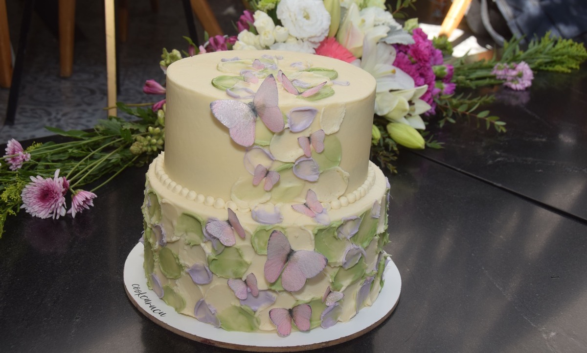 El hermoso pastel de la festejada