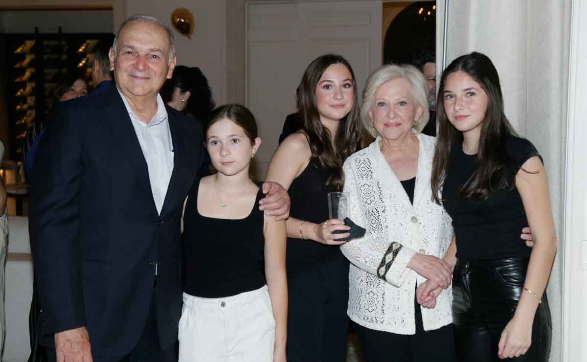 Enrique Gutiérrez, Catalina González, Valeria González, Blanca Ramírez de Gutiérrez y Sofía González / Fotos: Omar Valdez