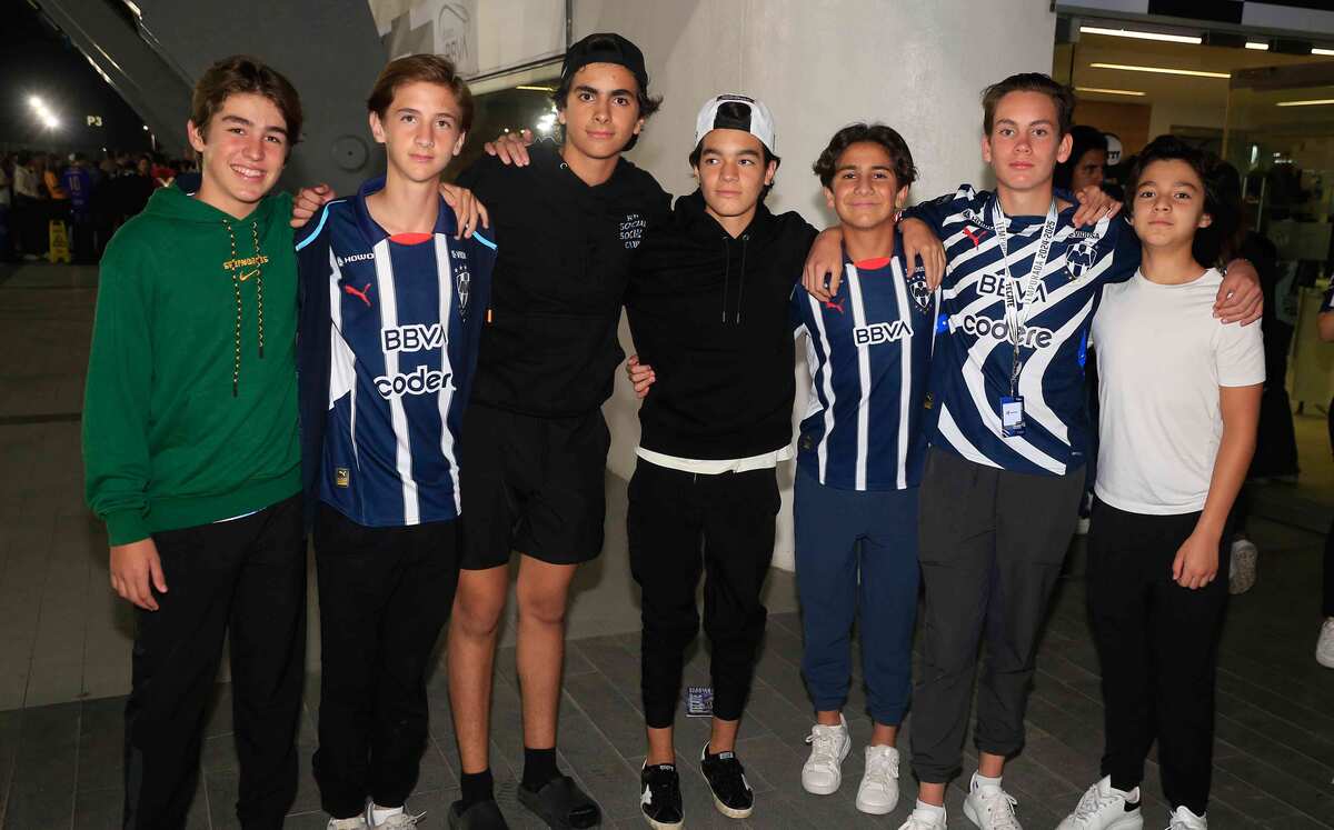 Juan Zubiría, Andrés Padilla, Andrés Marcos, Roberto Carrillo, Gonzalo Sáenz, Federico Calderón y Federico Flores